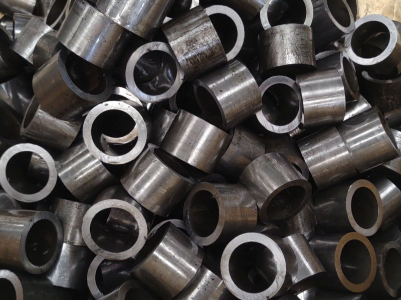 精密無(wú)縫鋼管切割